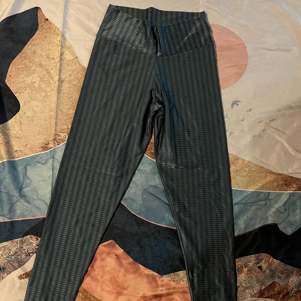 Lala land ribbed shimmer leggings medium California made niche brand